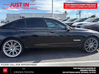 2015 BMW 740i 740i