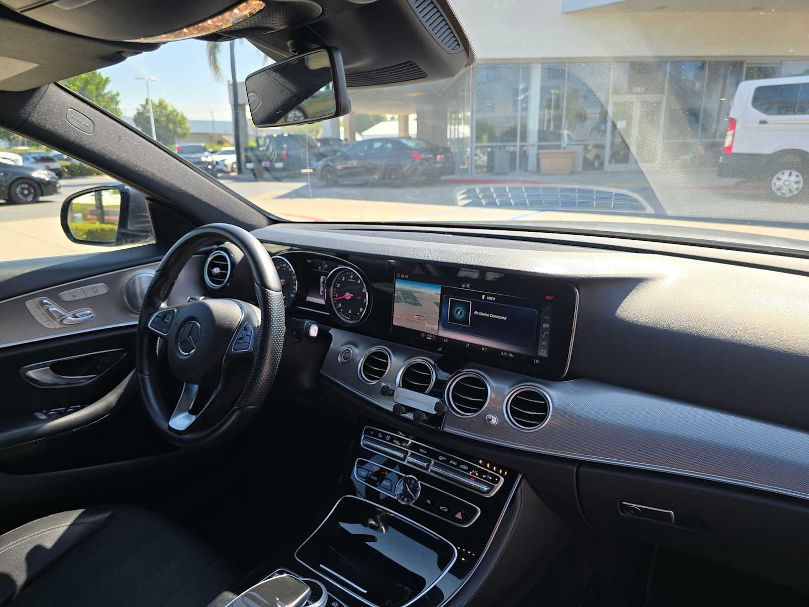 2018 Mercedes-Benz E 300 E 300