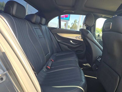 2018 Mercedes-Benz E 300 E 300