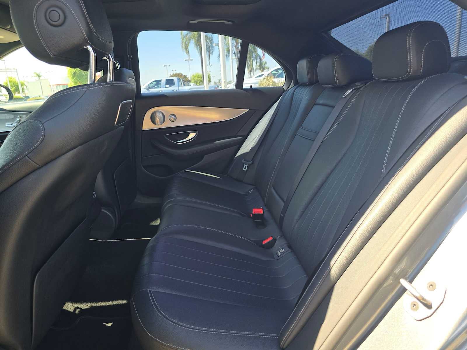 2018 Mercedes-Benz E 300 E 300