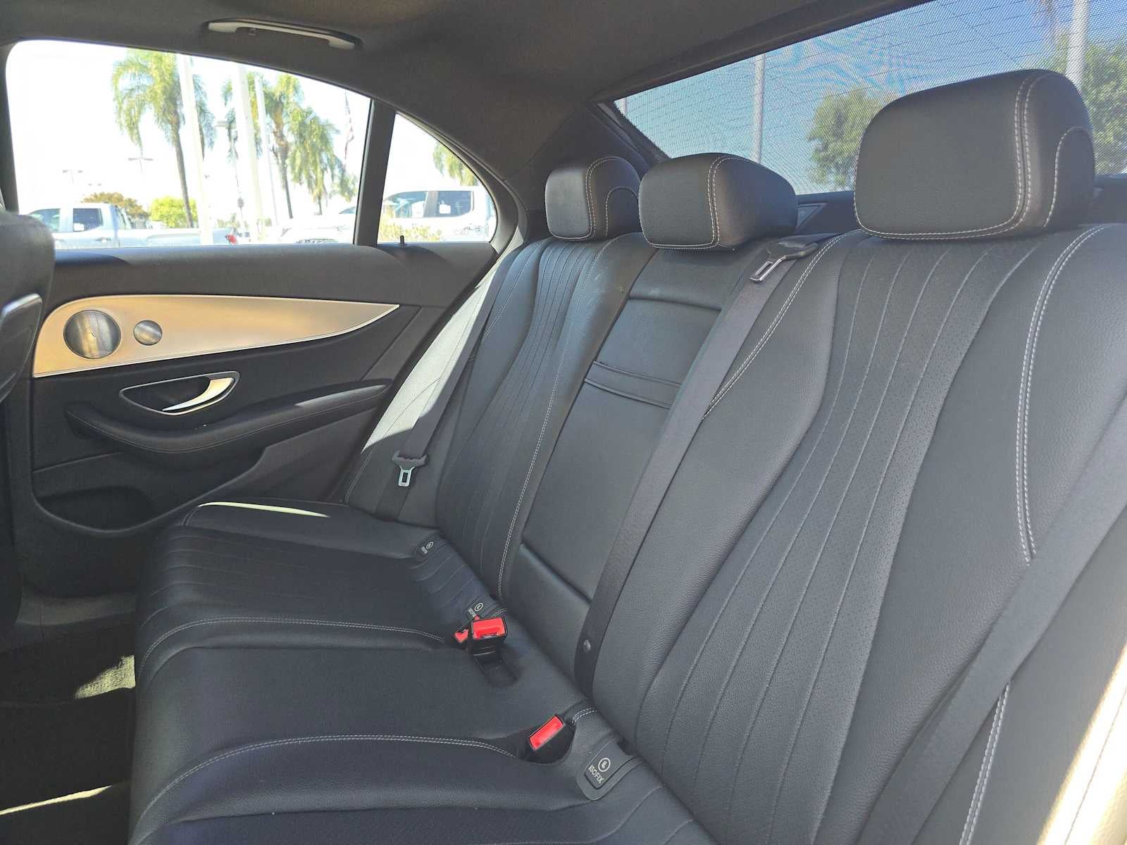 2018 Mercedes-Benz E 300 E 300
