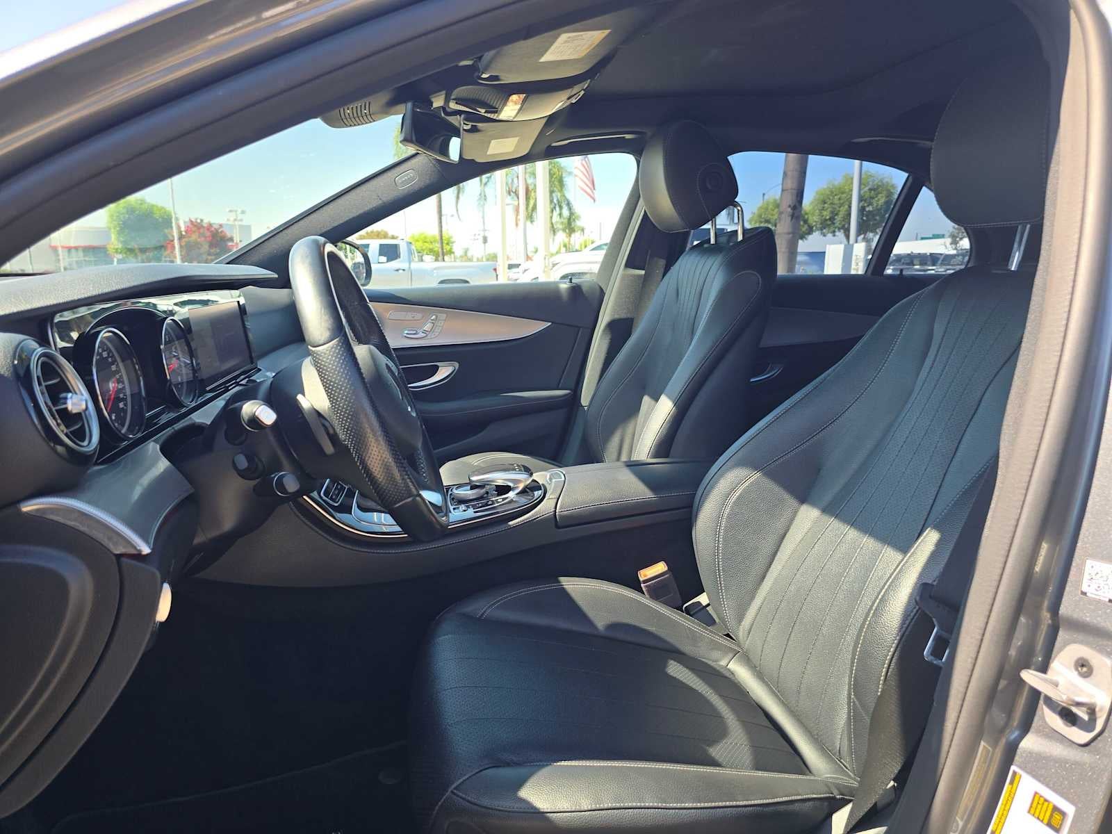 2018 Mercedes-Benz E 300 E 300