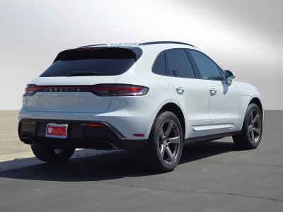 2024 Porsche Macan Base
