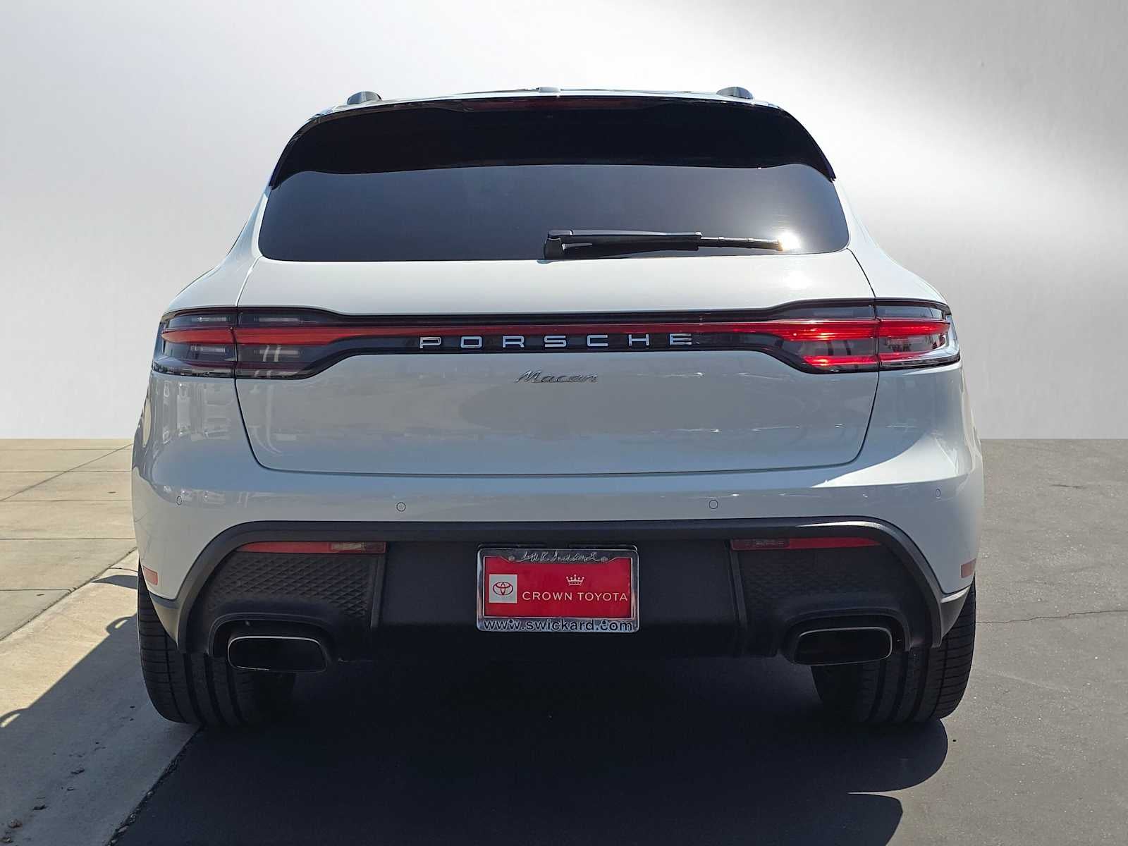 2024 Porsche Macan Base