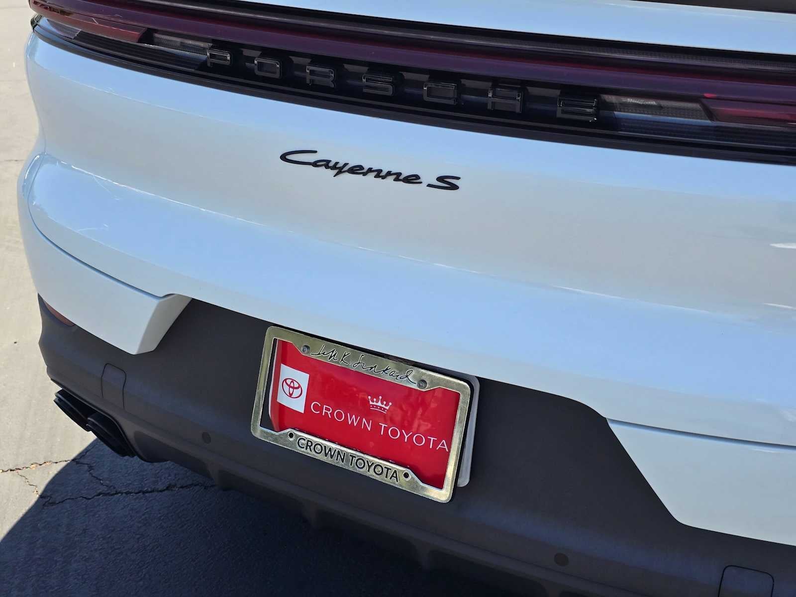 2024 Porsche Cayenne S