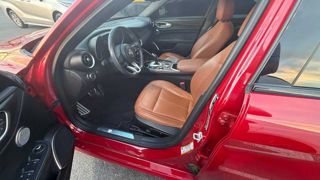 2022 Alfa Romeo Giulia Ti