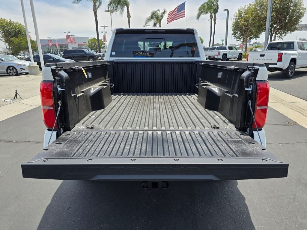2024 Toyota Tacoma SR5 Double Cab 6 Bed AT