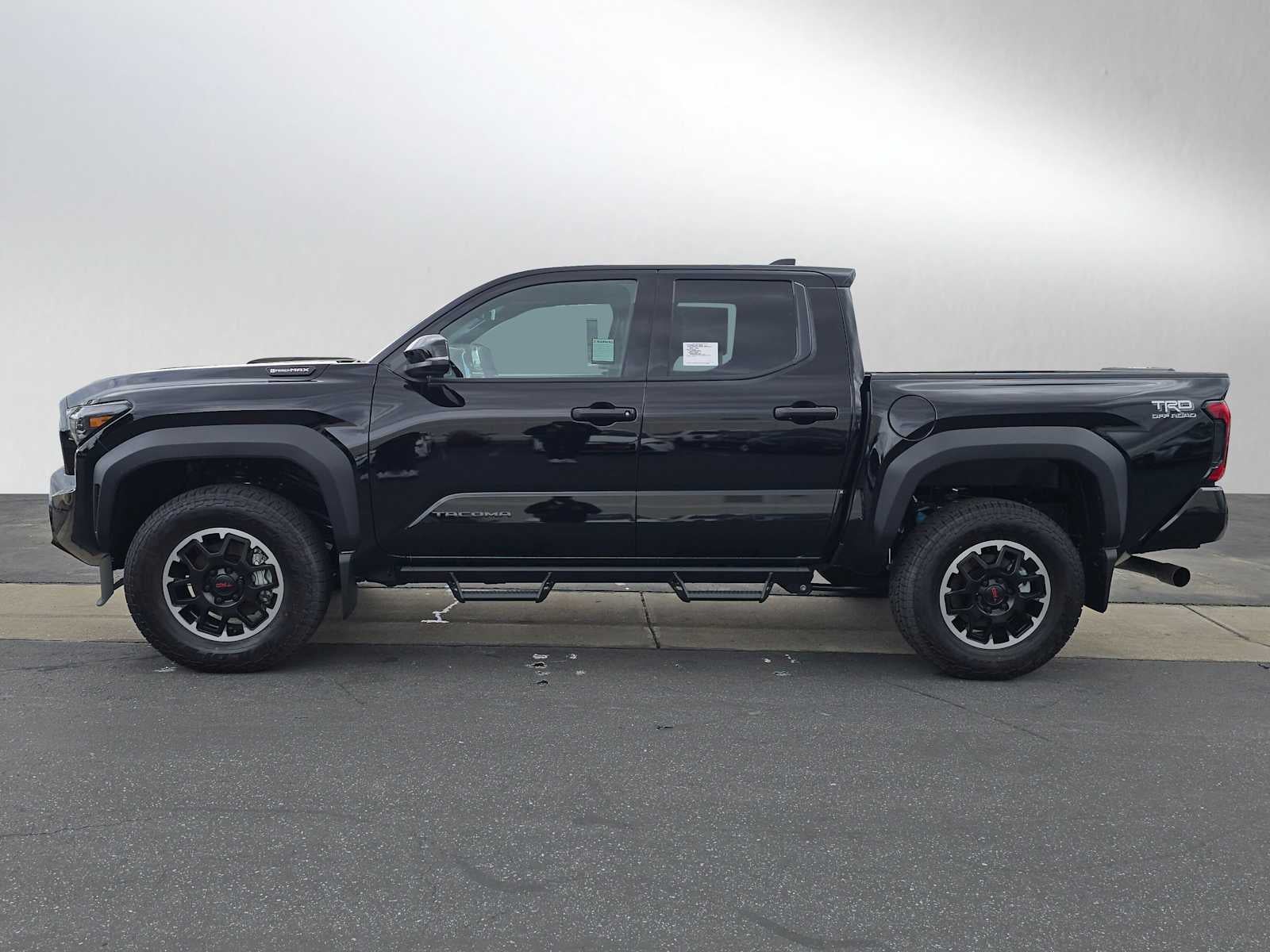 2025 Toyota Tacoma TRD Off Road Hybrid