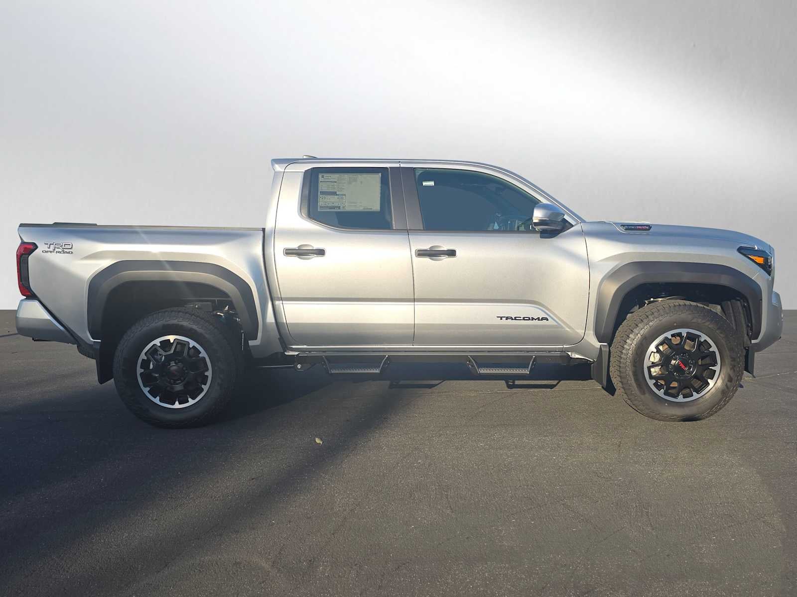 2025 Toyota Tacoma TRD Off Road Hybrid