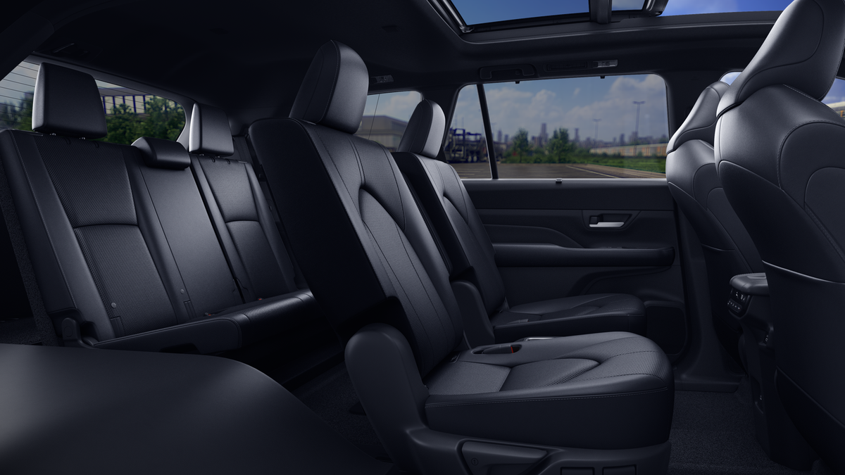 2026 Toyota Grand Highlander Hybrid Nightshade