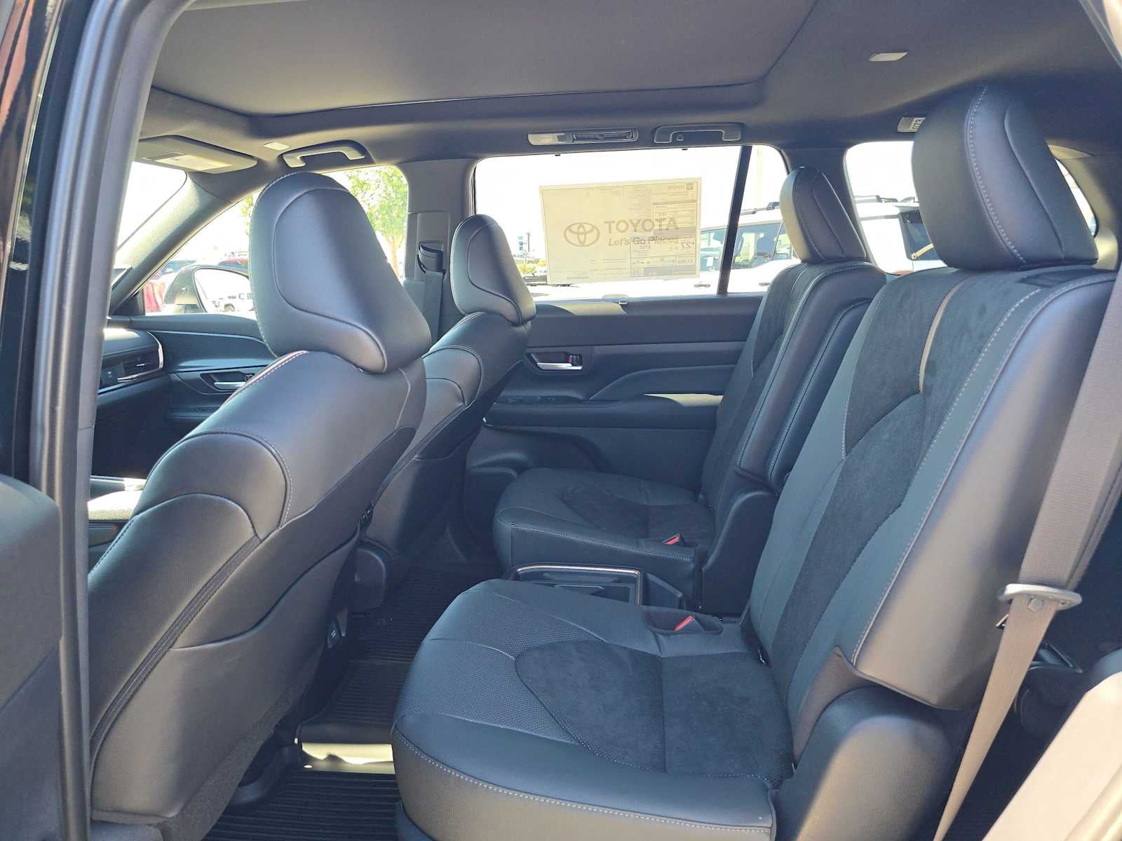 2026 Toyota Grand Highlander Hybrid MAX Platinum