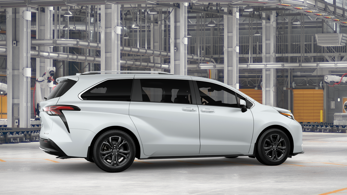 2026 Toyota Sienna Platinum