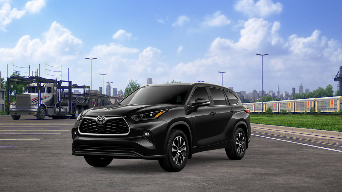 2026 Toyota Highlander Hybrid XLE AWD's photo