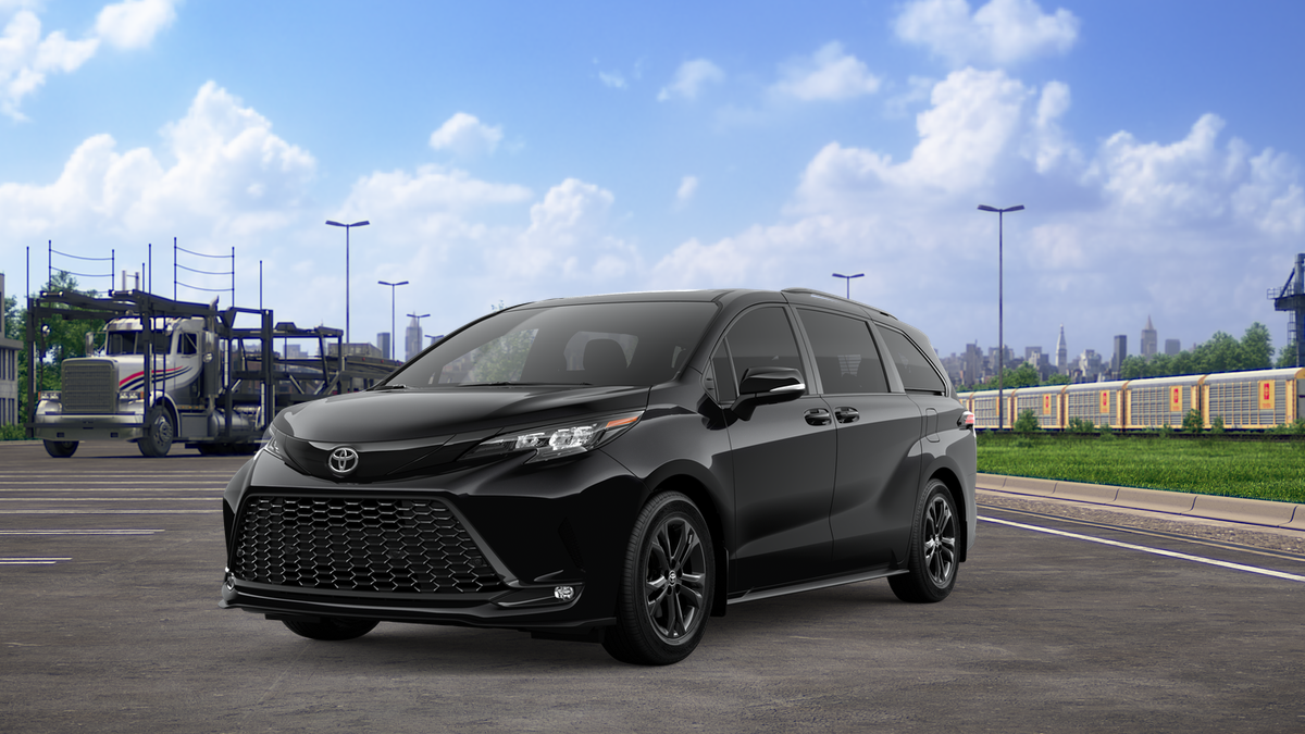 2026 Toyota Sienna XSE 7-Passenger Hybrid AWD's photo