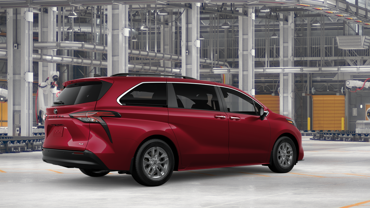 2026 Toyota Sienna XLE
