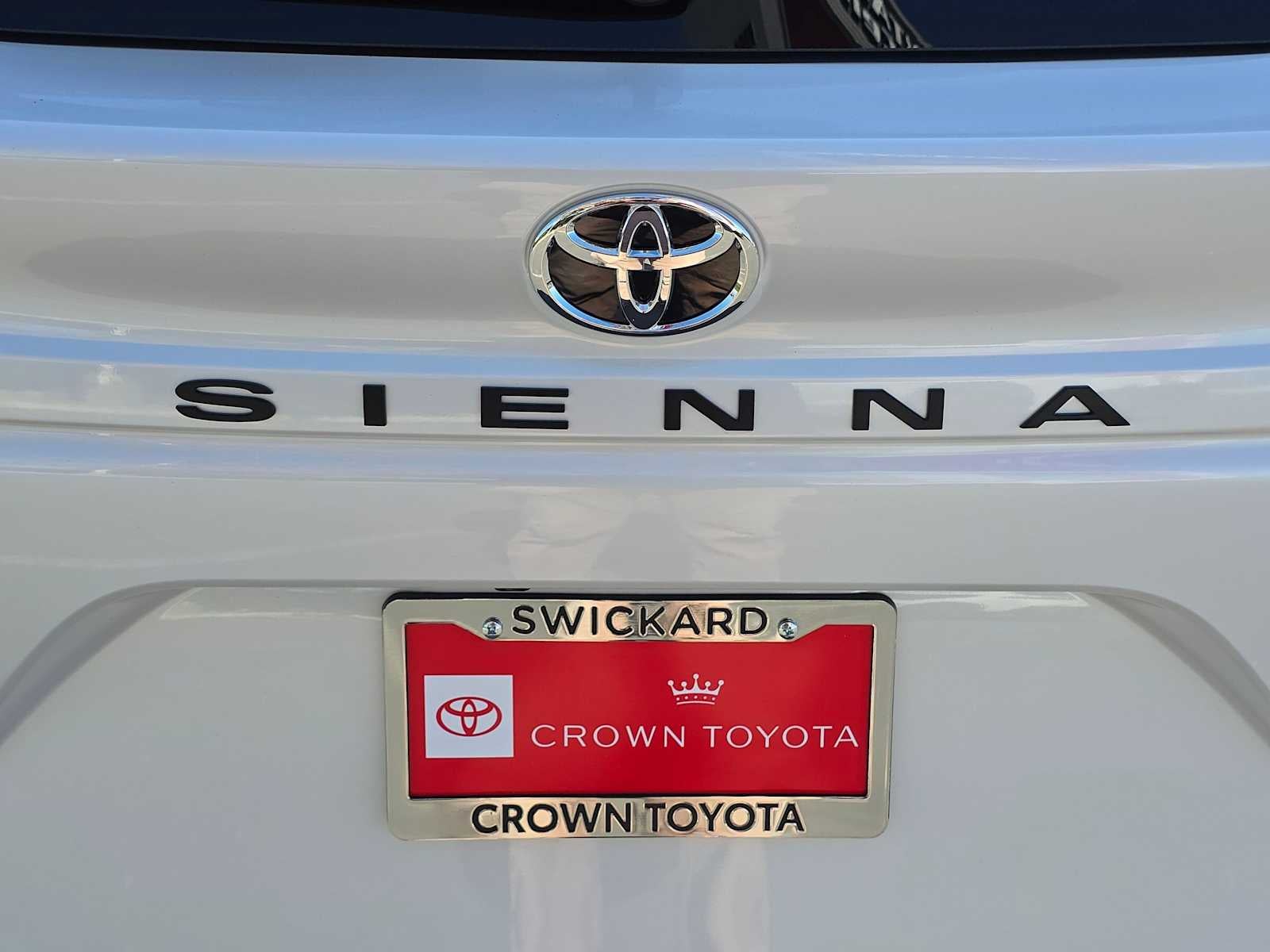 2026 Toyota Sienna XLE