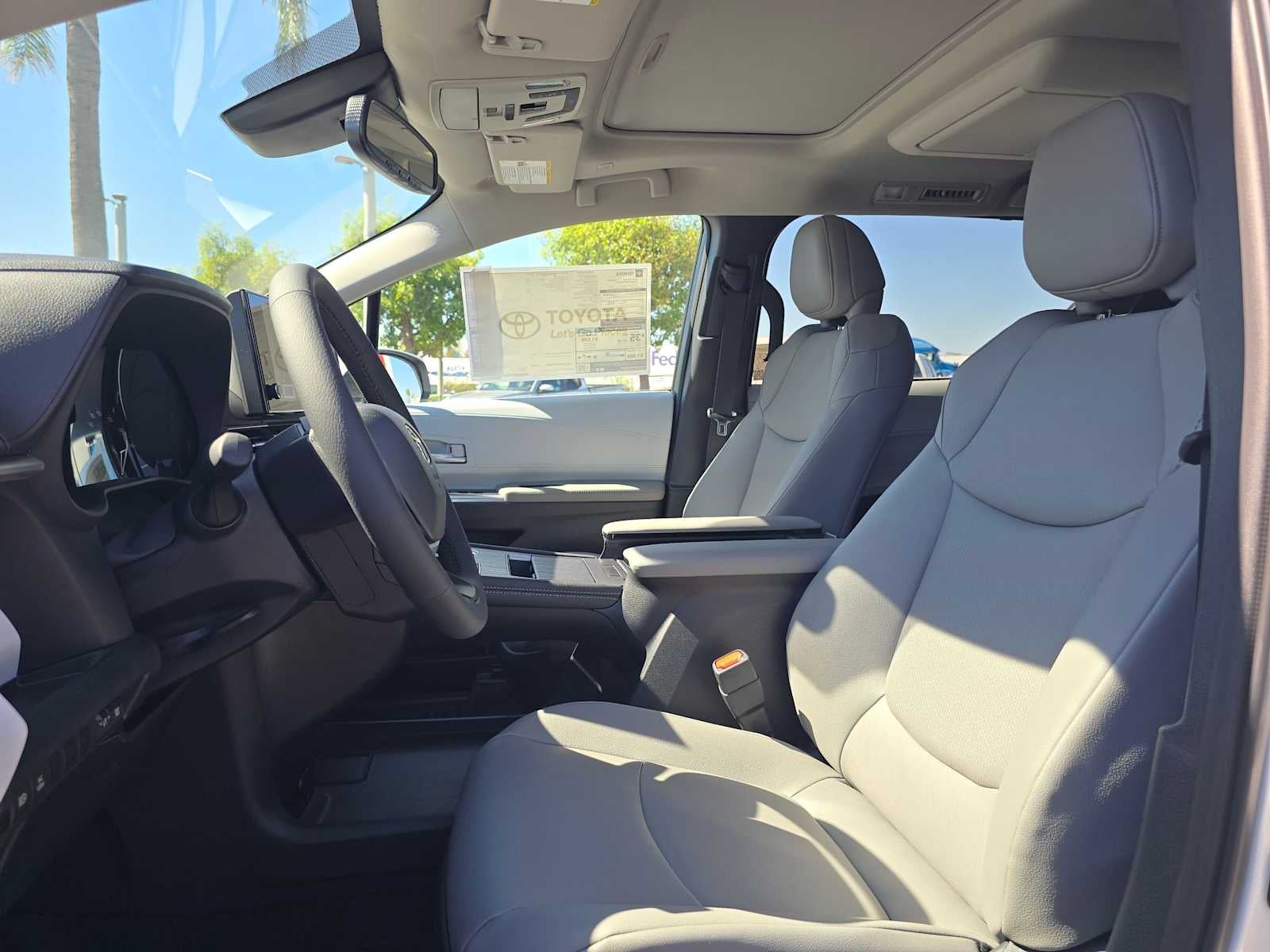 2026 Toyota Sienna XLE