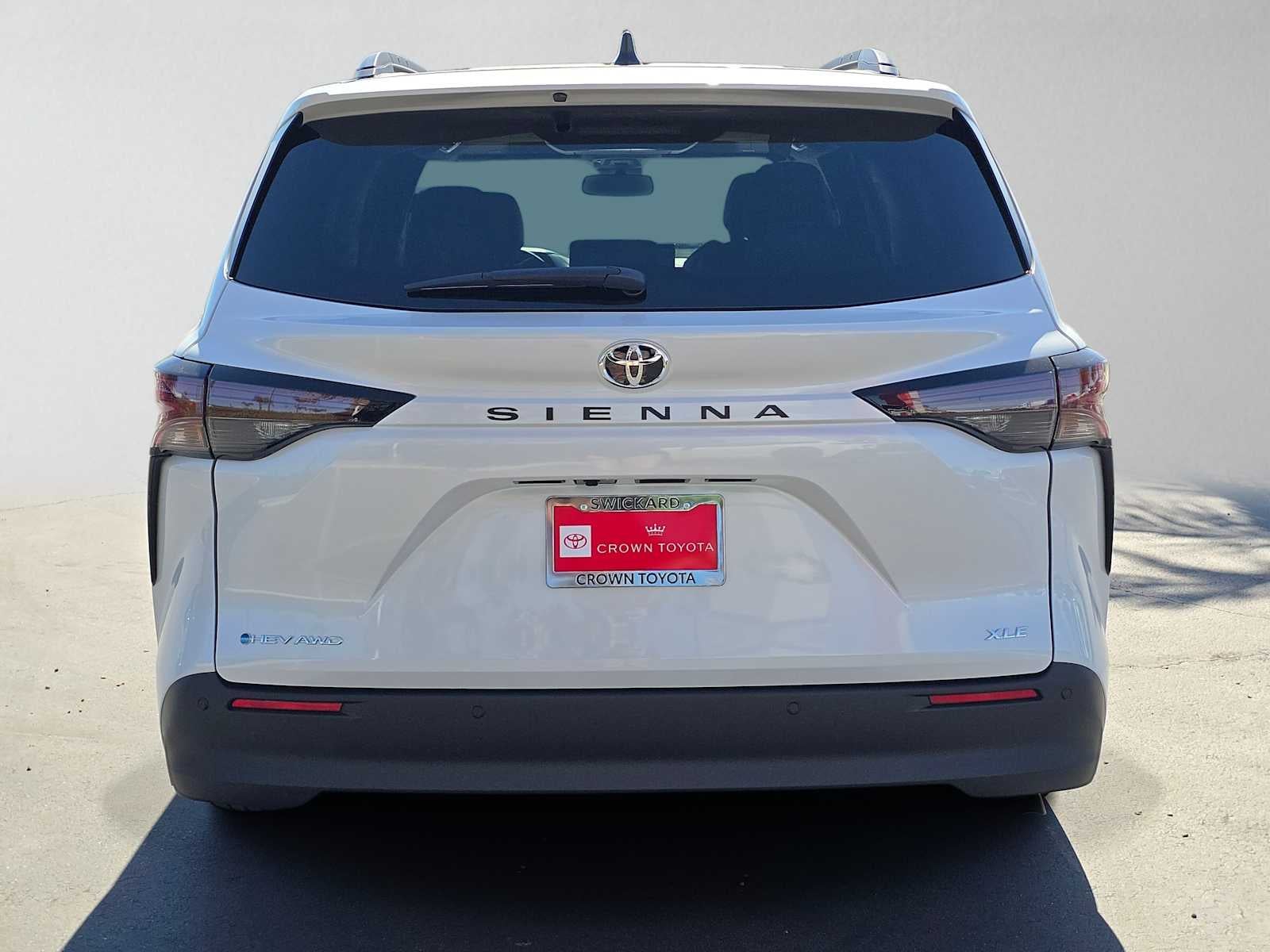 2026 Toyota Sienna XLE