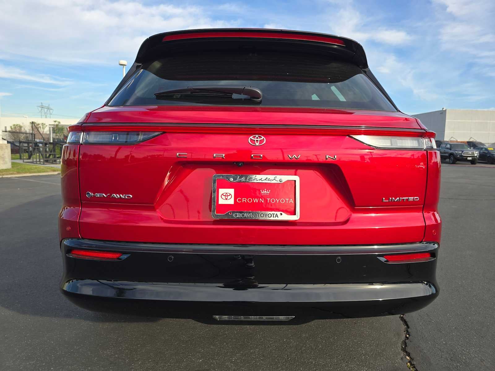 2025 Toyota Crown Signia Limited