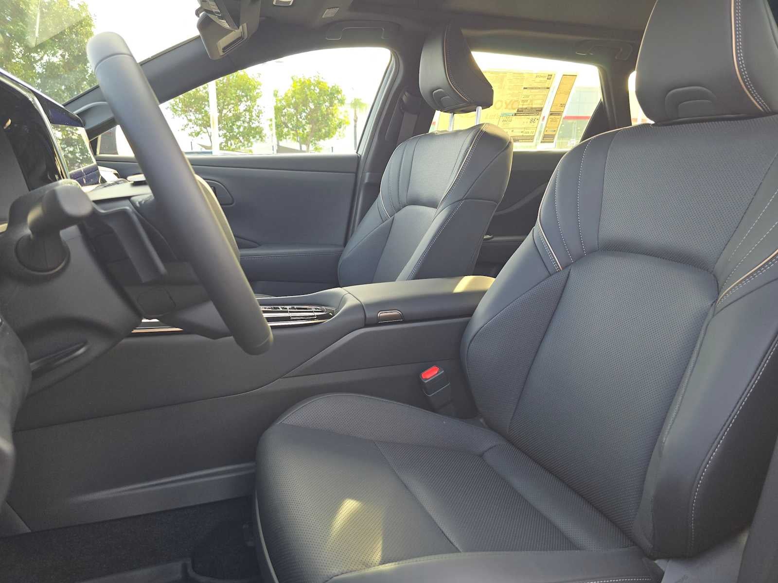 2025 Toyota Crown Signia Limited