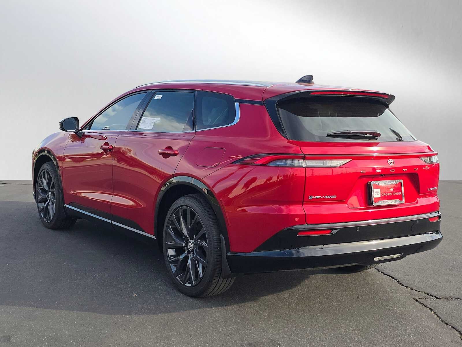 2025 Toyota Crown Signia Limited