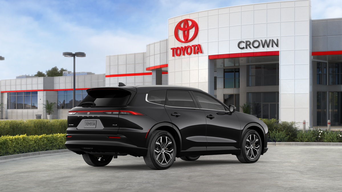 2026 Toyota Toyota Crown Signia XLE
