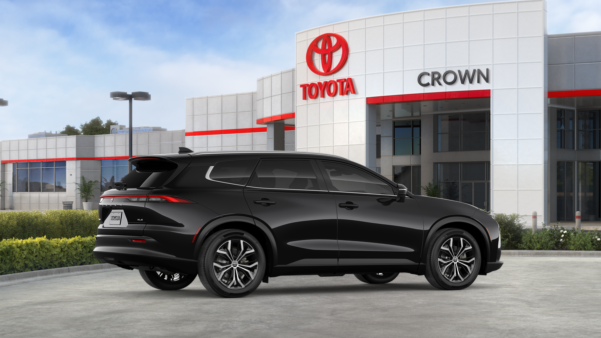 2026 Toyota Toyota Crown Signia XLE