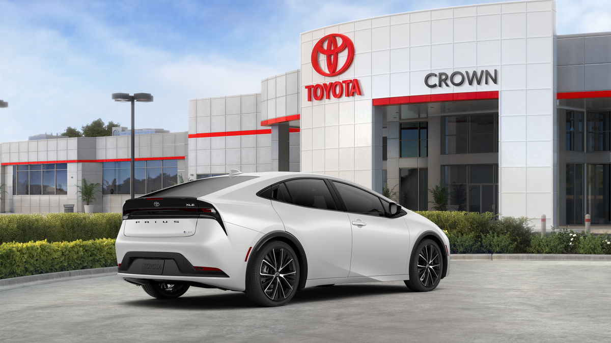 2027 Toyota Prius XLE