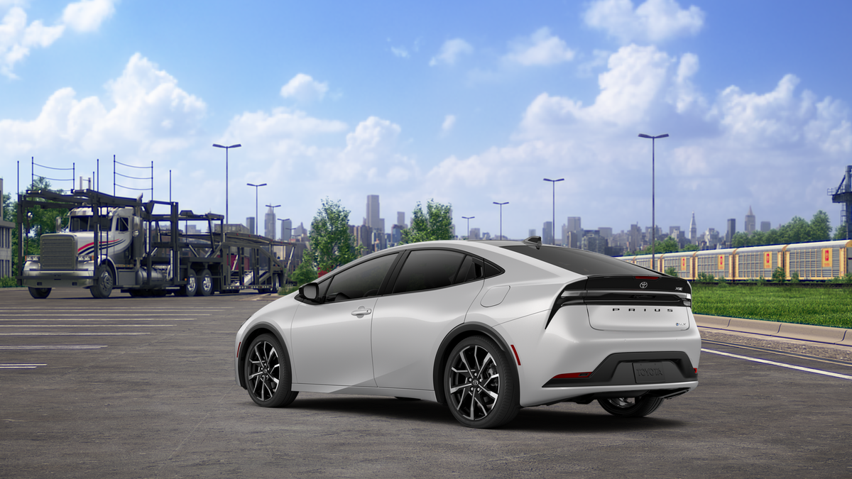 2027 Toyota Prius Plug-in Hybrid XSE Premium
