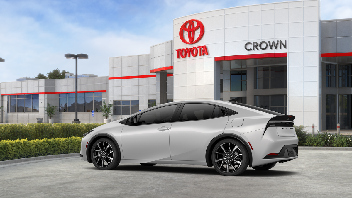 2027 Toyota Prius Plug-in Hybrid XSE Premium
