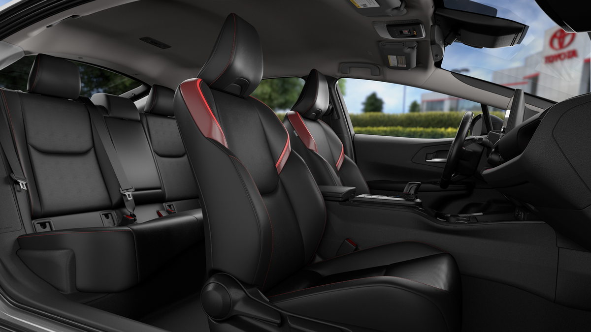 2027 Toyota Prius Plug-in Hybrid XSE
