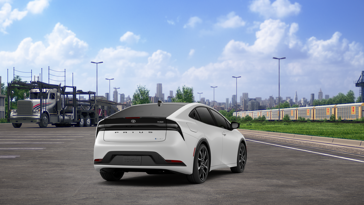 2027 Toyota Prius Plug-in Hybrid XSE Premium