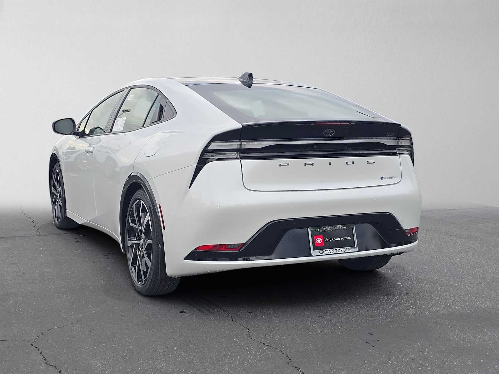 2027 Toyota Prius Plug-in Hybrid XSE