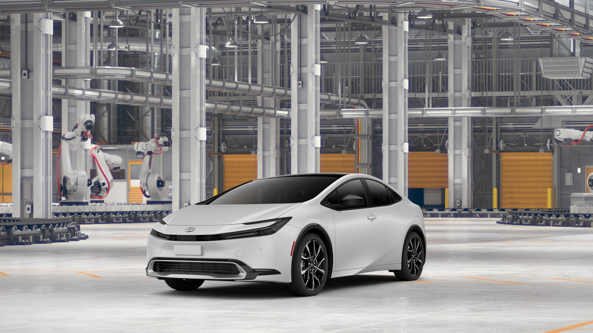 2027 Toyota Prius Plug-in Hybrid XSE