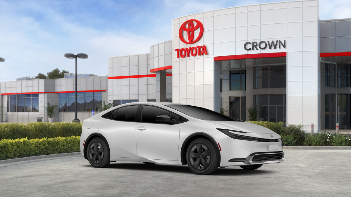 2027 Toyota Prius Plug-in Hybrid SE