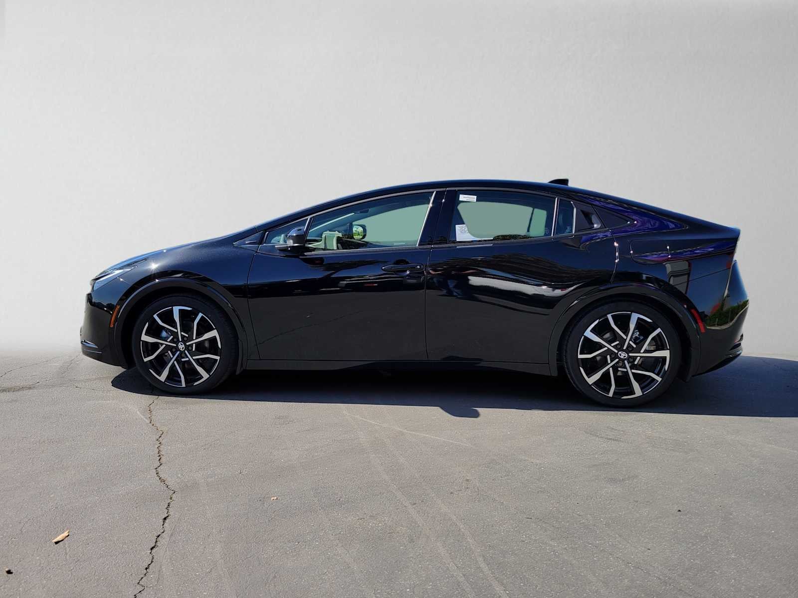 2027 Toyota Prius Plug-in Hybrid XSE