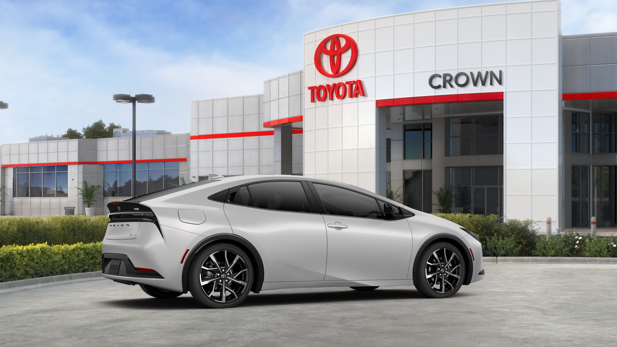2027 Toyota Prius Plug-in Hybrid XSE