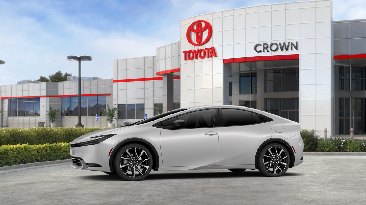 2027 Toyota Prius Plug-in Hybrid XSE