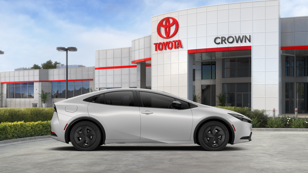 2027 Toyota Prius Plug-in Hybrid SE
