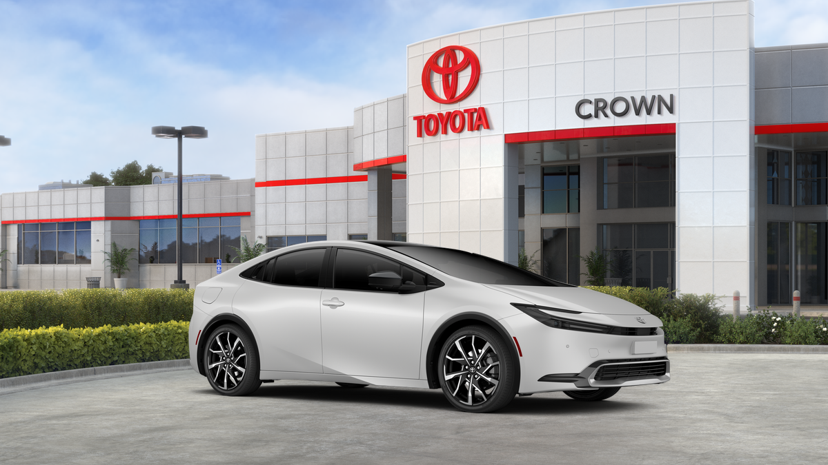 2027 Toyota Prius Plug-in Hybrid XSE Premium