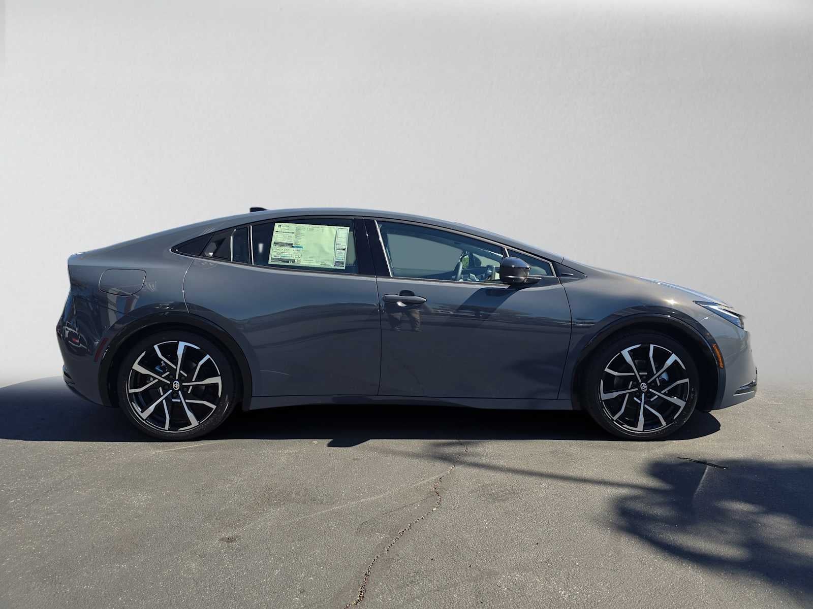 2027 Toyota Prius Plug-in Hybrid XSE Premium
