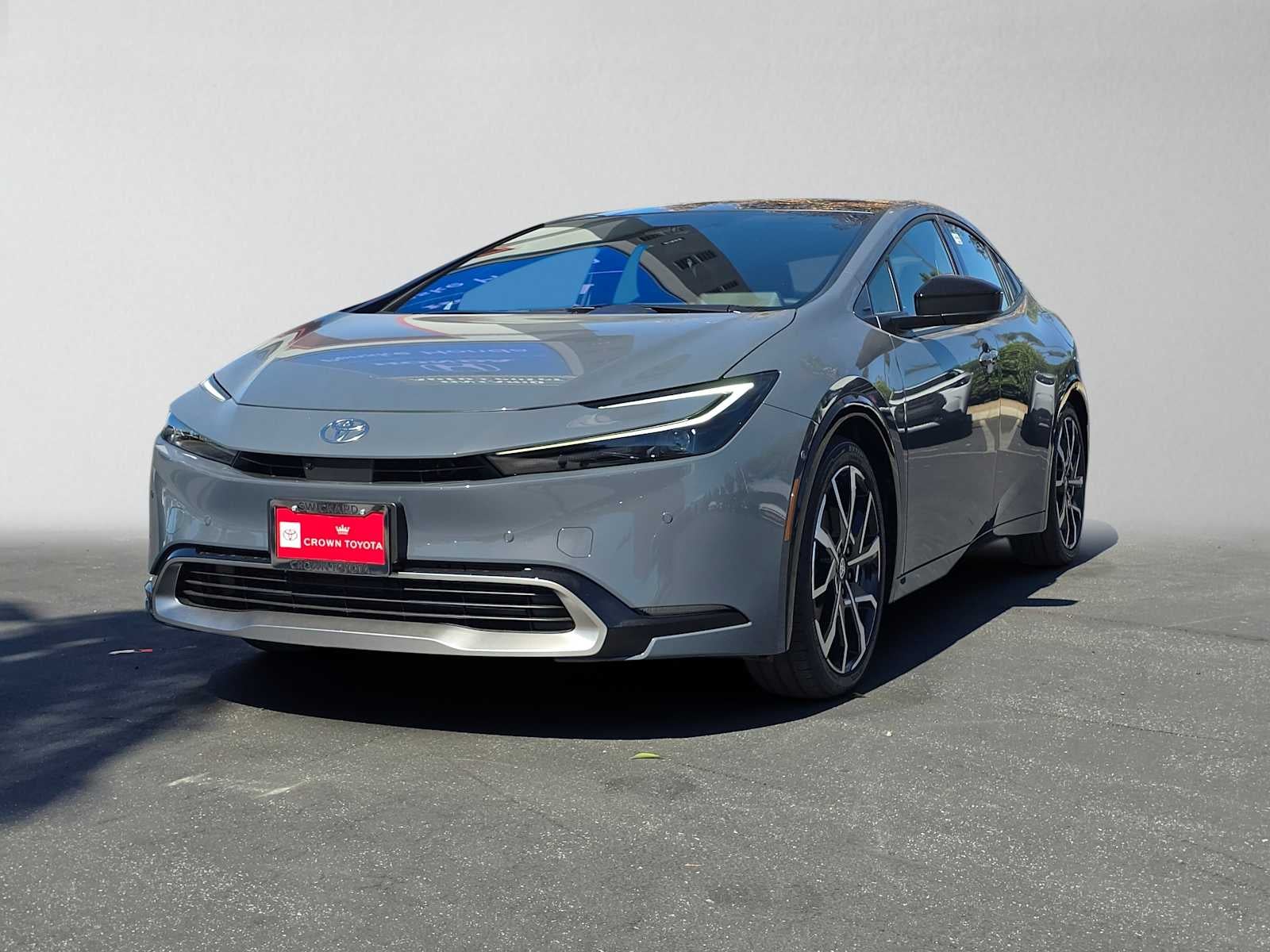 2027 Toyota Prius Plug-in Hybrid XSE Premium