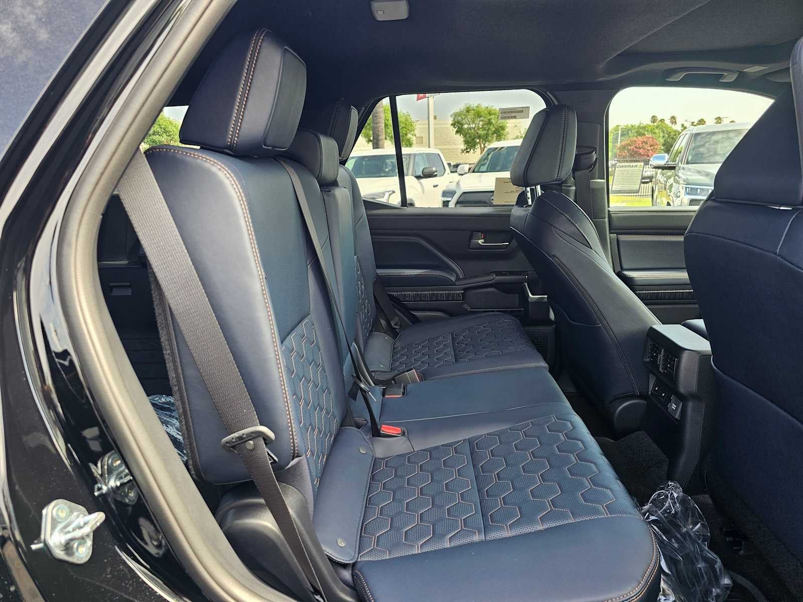 2026 Toyota 4Runner Hybrid Platinum