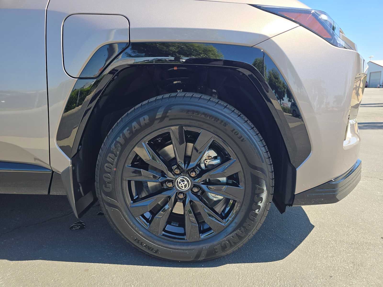 2026 Toyota RAV4 Plug-in Hybrid SE