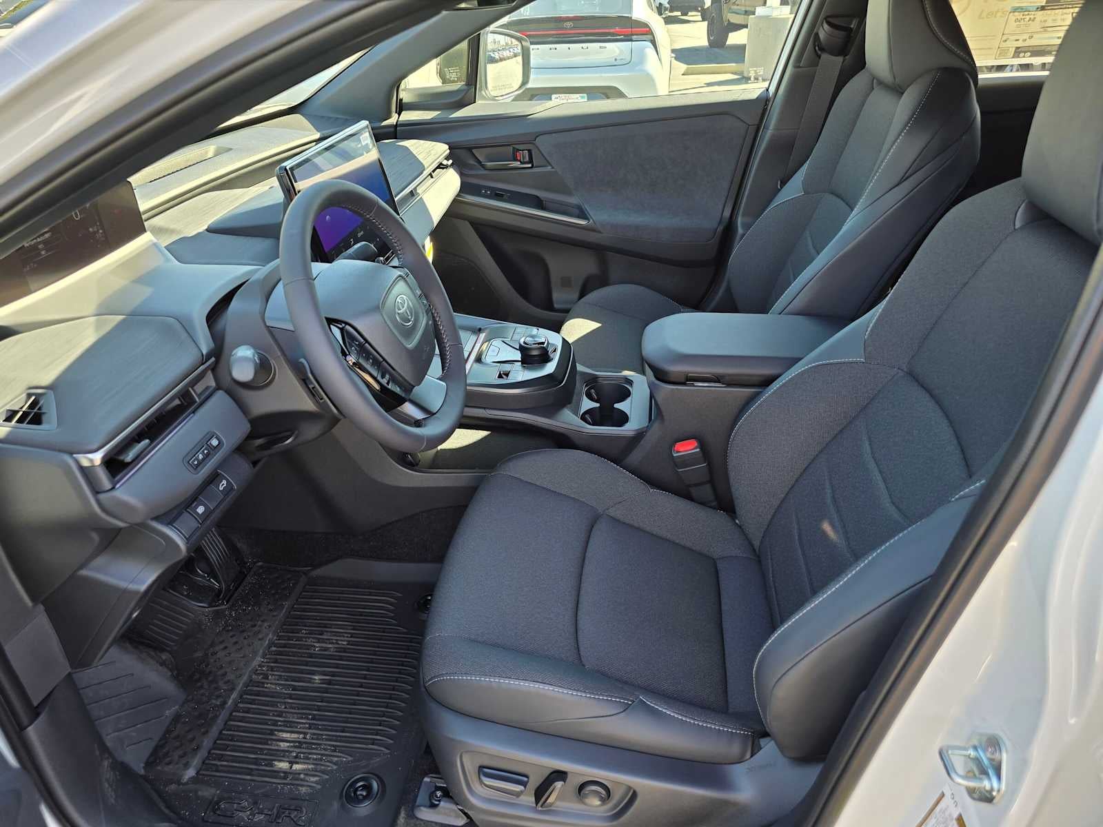 2026 Toyota C-HR SE