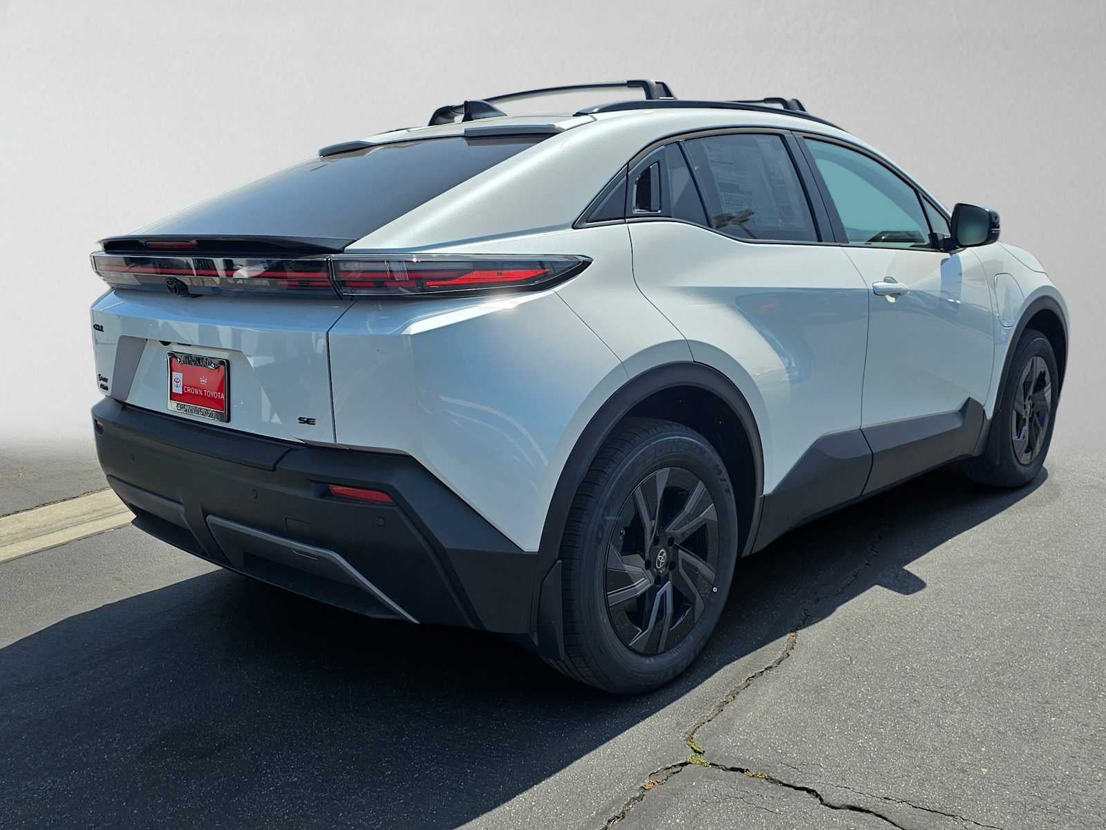 2026 Toyota C-HR SE
