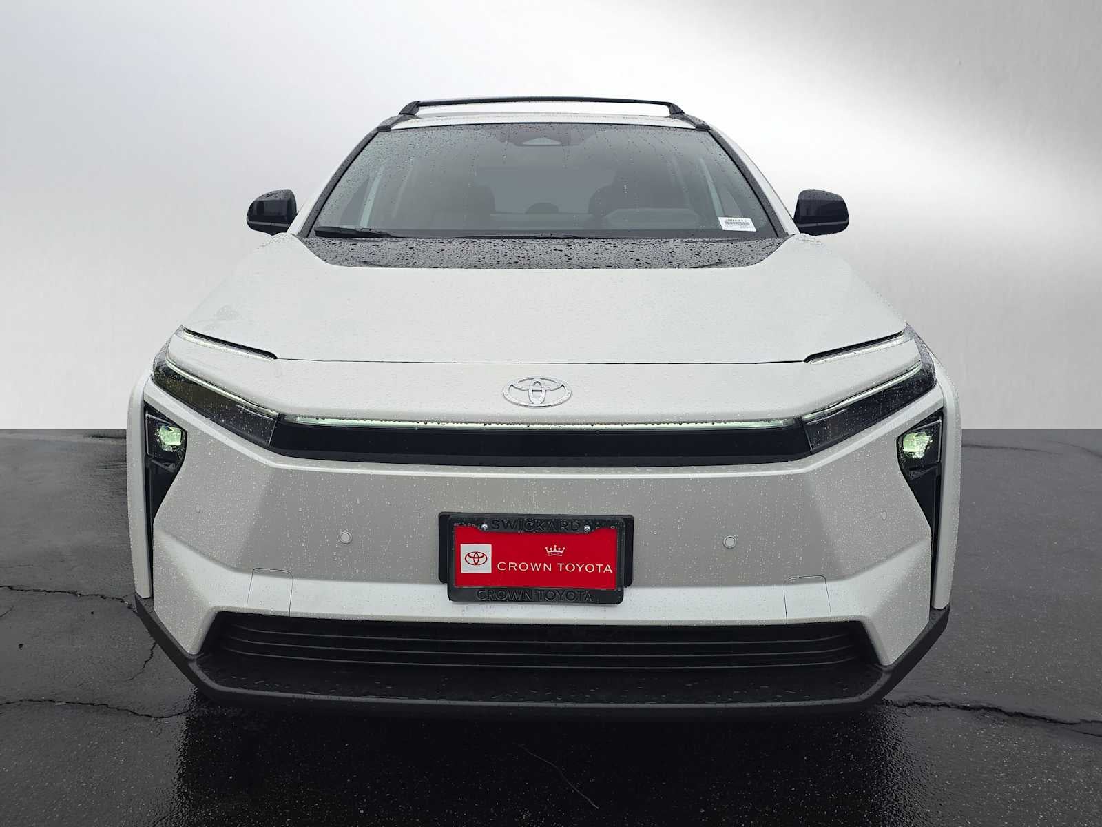 2026 Toyota bZ XLE Plus