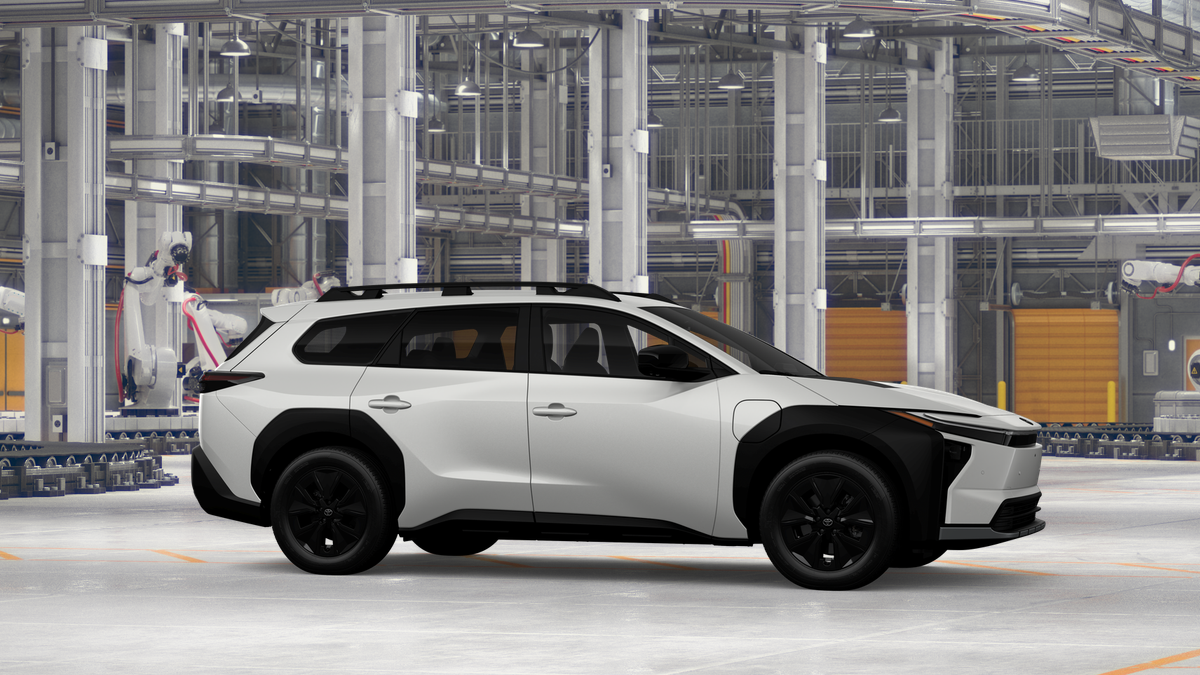 2026 Toyota bZ Woodland Base