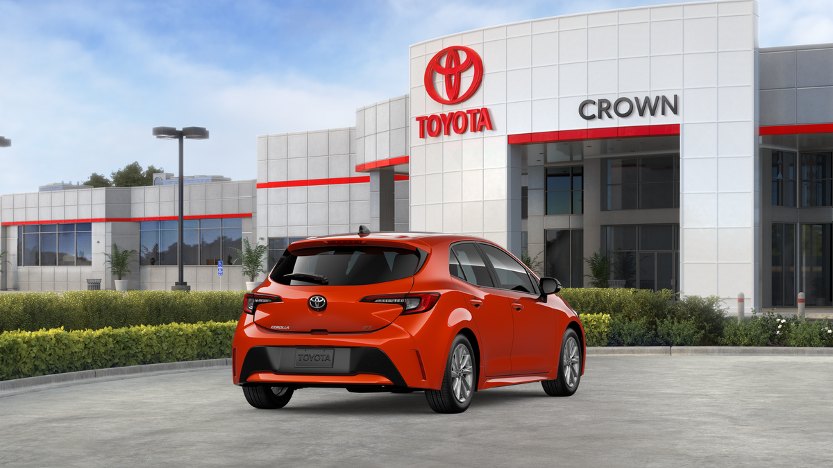 2026 Toyota Corolla Hatchback SE