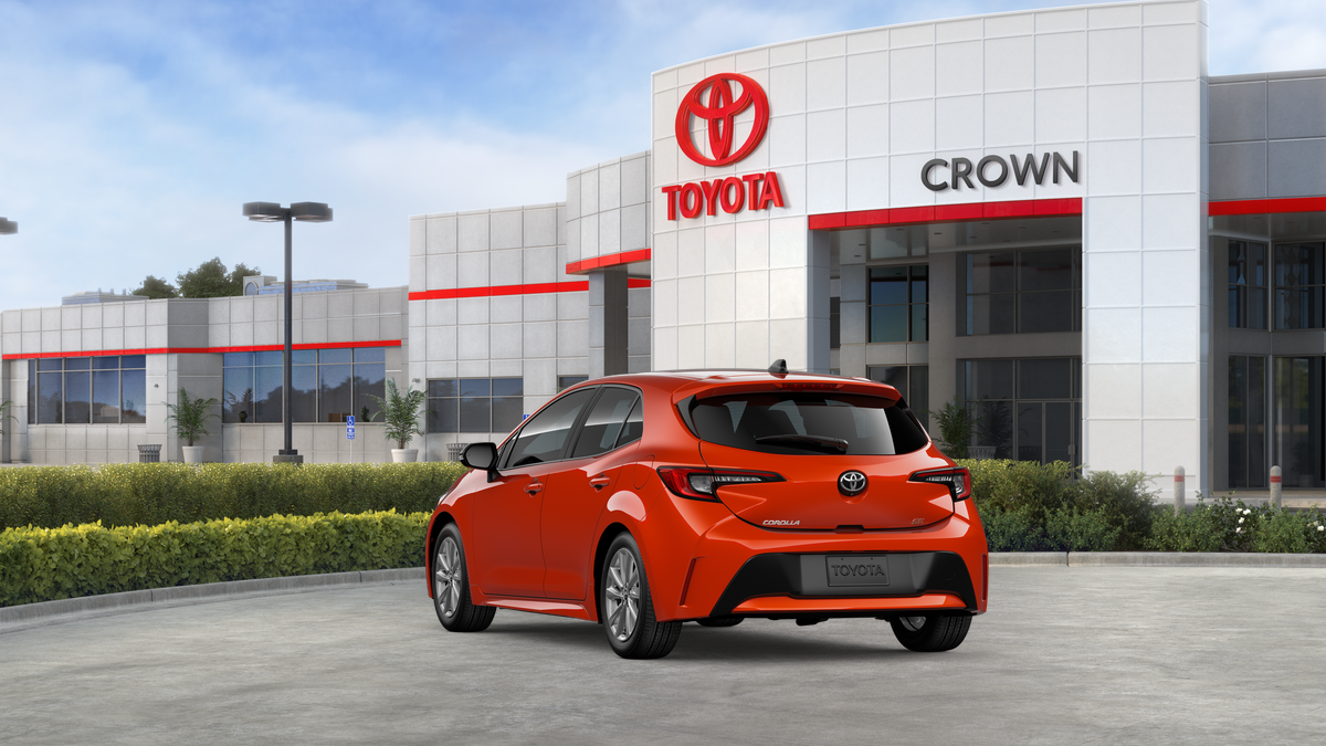 2026 Toyota Corolla Hatchback SE
